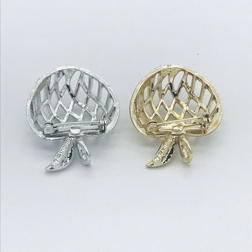 Gerry's Vintage Lattice Textured Apple Brooch Pens - Picture 6 of 9